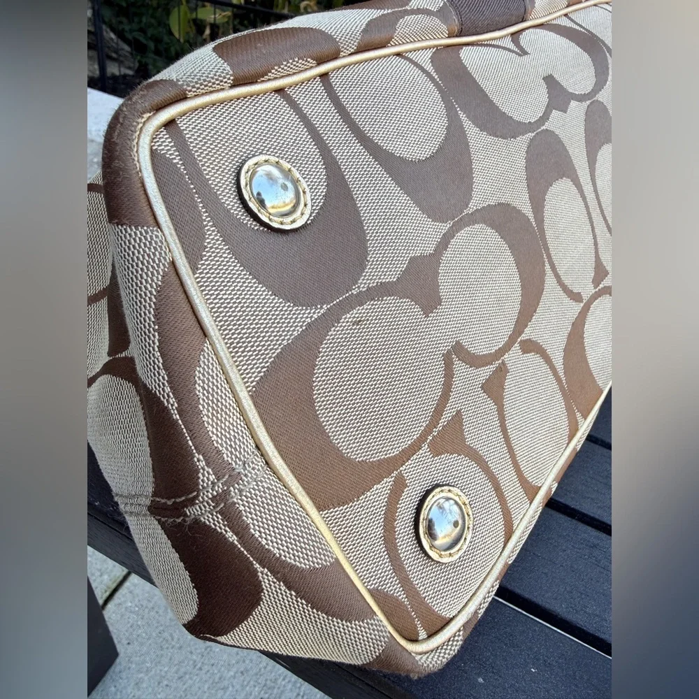 Coach Signature Stripe Kisslock Carryall - Picture 15 of 16